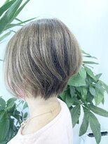 ファン(FAN)&nbsp;イメチェンショートカット&カラー