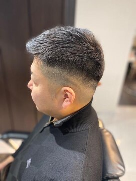 バーバーバー 四谷(BARBER-BAR) ワンセクションアップバンクショート