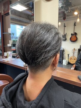 サロンドアルデニーロ(salondeAL de niro) 伸ばしてる人のもおすすめ★サイドバックツーブロック