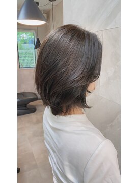 ドゥマン(Demain) グレージュカラー ボブ黒髪ココアベージュ愛され