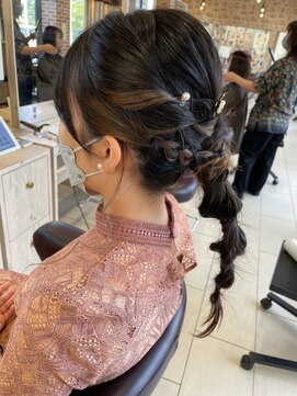 アース 佐世保早岐店(HAIR&MAKE EARTH) 編みおろしアレンジヘア