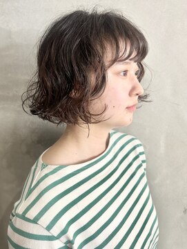 イデア(idea) ミディアムレイヤーカット【ボブ×スチームパーマ】山下