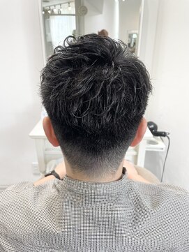 ガーデン バイ イル(GARDEN by illu Co.Ltd) メンズパーマ