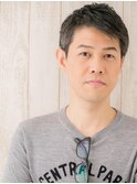 40代50代斜めバングいかつめ刈り上げショートX草加