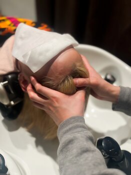 ポリッシュヘアーメイク 金町店(POLISH hair make)の写真/【スパニスト在籍】話題の夢シャンで極上のリラックスタイムを…♪小顔効果も期待できる人気メニュー◎