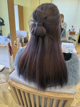 アリスバイブランニューリブ 難波店(ALICE by Brandnew×LIV) カチモリハーフアップ