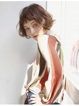 メゾンブラン アヴェダ(Maison Blanc AVEDA) ショートバングボブ