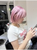 ペールピンク　ハイトーン　レイヤーボブ