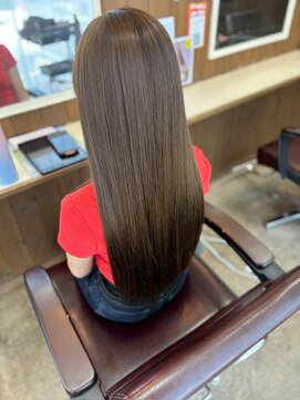 クロエ バイ ラヴィズム 新潟ビルボードプレイス2店(CLOE by LUVISM) カーキグレージュ＆質感再生