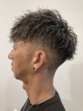 ヘアーグルーミング アイム(Hair &Grooming aim) 【メンズカット】ツイストスパイラルパーマ＆シルバーメッシュ