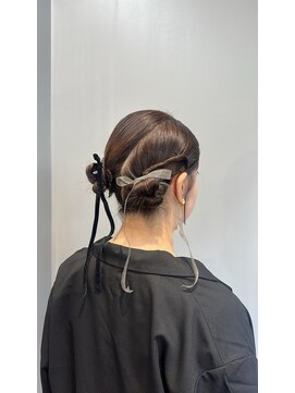 リラ バイ クオーレ(LIRA by CUORE) ～個性的お呼ばれアレンジ～