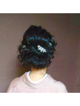 エム デ ヘアー オカダ アップスタイル