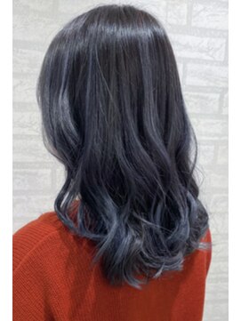 ジーナ 梅田(Zina) 【Zina梅田】大人かわいい★くすみブルーカラー