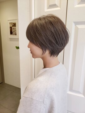 ロンドプロフィール 浦和(Lond profil) デザインカラー厚めバングローライトスリークボブ