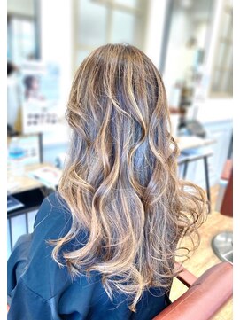 グランシュ 青葉台店(GranCieux) 外国人風ハイライトカラー