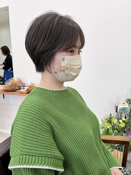 アメリ(Amelie) 大人ナチュラルショートボブ