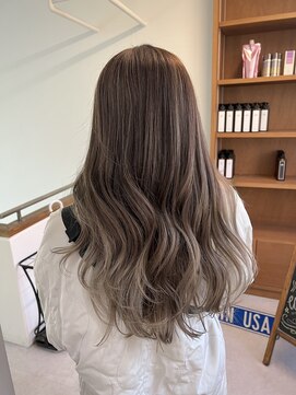 ルイ(ROUIS produced by LUCK 津田沼) ROUIS 津田沼 ホワイトベージュ