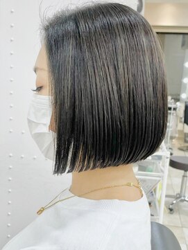 ラルムバイシー 新宿(LARME by Sea) ショート・ボブ×ダークアッシュ/モードフェミニン[韓国/前髪]