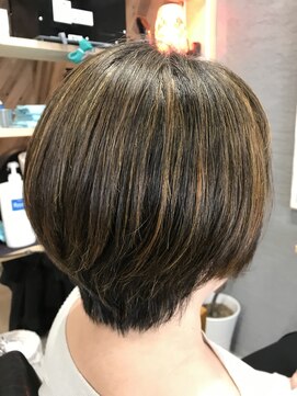 ピース(peace) 白髪ぼかしハイライト