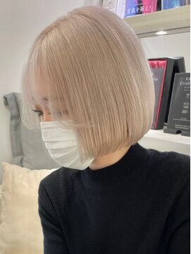 ベレーザ 渋谷(BELEZA) 3522タンバルモリボブシルキーオルチャンヘア耳だしショート
