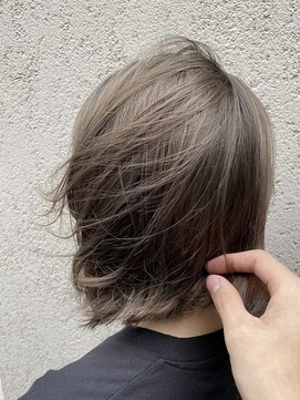 オアシスアヴェダ ザ・ペニンシュラ東京(OASIS AVEDA) 透明感溢れるグレージュカラー♪