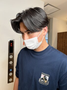 エクリ 麻布十番(equri) ニュアンスパーマセンターパート