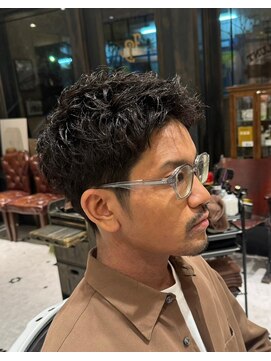 ルドローブラントオオサカ(LUDLOW BLUNT Osaka) 【LUDLOW BLUNT】スパイキーショートパーマ