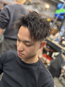 スリーセント 栄(3/cent) ツイストパーマ