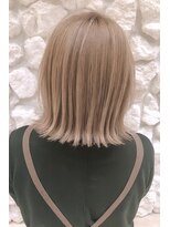 モアナ ルア バイ ヘッドライト 平塚店(Moana Lua by HEADLIGHT) Moana【平塚】#ブリーチ#切りっぱなしボブ#ベージュ