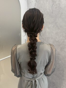 ポジ(poji) ボブ　ミディアムレイヤー　顔まわり　韓国風　艶髪　髪質改善