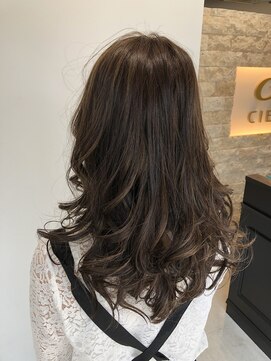 シエル ハーバーランド umie店(CIEL) ベージュ 3Dカラー