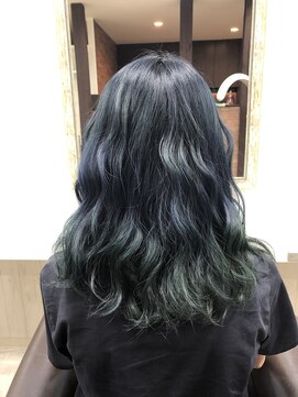 グランドベル(Grand BELL) 【ブリーチ必見】ブルーグリーングラデーション