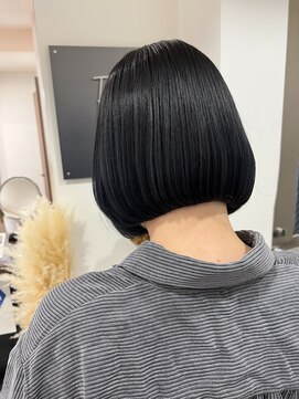 フラッグヘア 新宮店(Flag HAIR) イルミナカラー☆ブルーブラックボブ