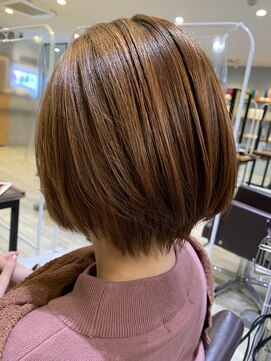 トレ(tre.) 甲子園口/髪質改善/ショート/ハイライト/酸性ストレート