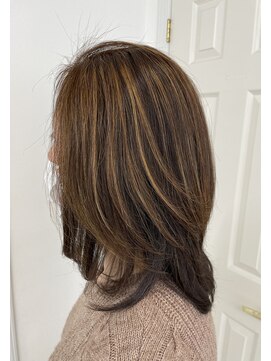 サロンドノア(Salon de NoA) セミロング×ハイライト