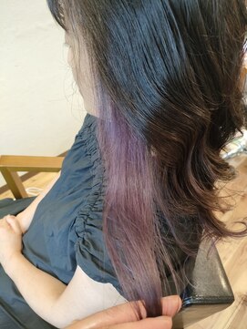 ココレ(cocole) #セミロング　ゆるふわウェーブ　パープルインナーカラー