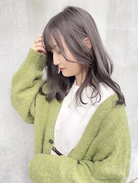 シー(shii..) 《shii..》#ラテグレージュ#ナチュラルヘア