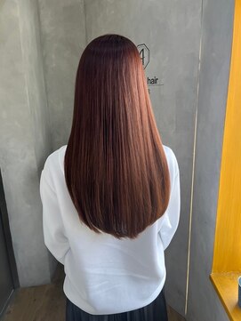 オーストヘアー リュウール(Aust hair Lueur) 上品フォルムカット　ブラウンカラー