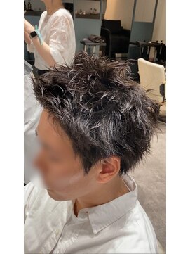 ゼストカロン(ZEST Kalon) メンズパーマ アップバング スパイキーショート