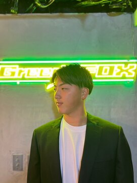 グリーディーフォックス 代々木(Greedy FOX) 波巻き/ハイライト/マッシュパーマ/ウルフ[シェービング]