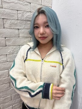 ブレス(bless) 水色/ハイトーンボブ