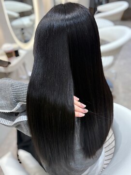 ロンド リリー 銀座(Lond Lily) ◆暗めカラー/韓国風巻き/レイヤー/髪質改善/縮毛矯正/銀座