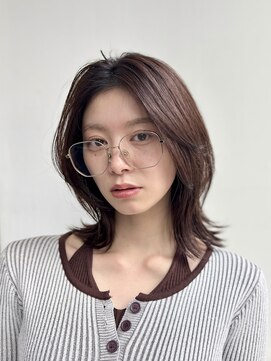 エアー 銀座タワー(AIR) ミディアムレイヤー　前髪なし　藤本麻衣