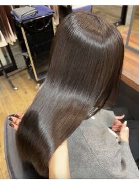 ミラ(MIRA) 酸性ストレート／艶髪／艶カラー／グレージュカラー