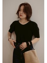 チザン(TIZAN)&nbsp;顔まわりレイヤー × 外ハネミディ