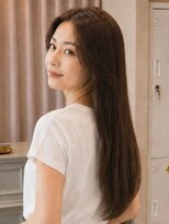 フラワーズ(Flowers)&nbsp;ブラウンカラー 髪質改善 ストレート 顔周りカット 縮毛矯正