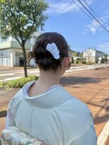 アクイール(ACCUEILLIR)&nbsp;8の字シニヨン