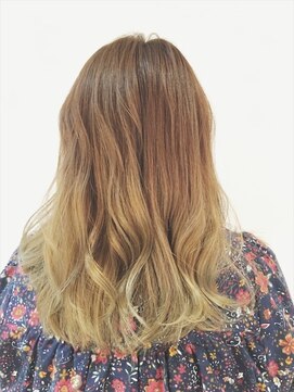 ネオリーブエム(Neolive em;) neolive em  グラデーションカラー☆