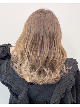 アライブ キチジョウジ(ALIVE Kichijoji) 【ALIVE吉祥寺】オリーブカラー*グラデーションカラー ベージュ