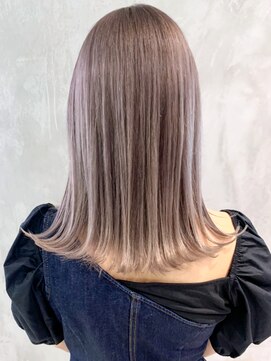 アイティー バイ アルバム 中野店(IT by ALBUM) グレージュロング_オリーブカラーハイライトカラー_ba305024